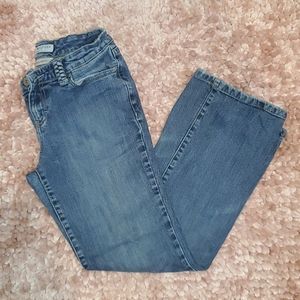 TOMMY HILFIGER VINTAGE LOW RUSE BOOT PETITE